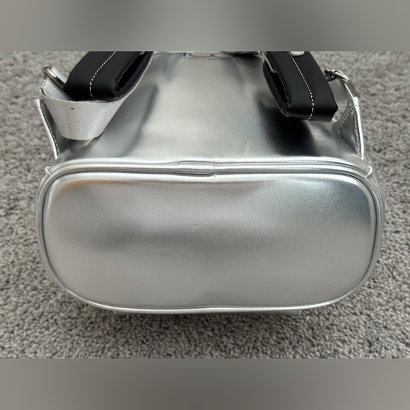 Loungefly Minnie Mouse Disney100 Platinum Mini Backpack - Picture 6 of 15